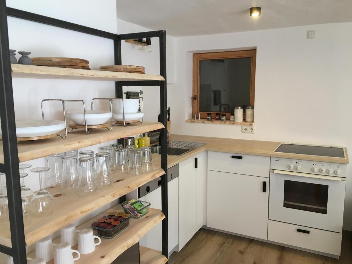 Ferienwohnung Stoablick - barrierefrei mit Bergblick Bad Goisern am Hallstättersee Exterior foto