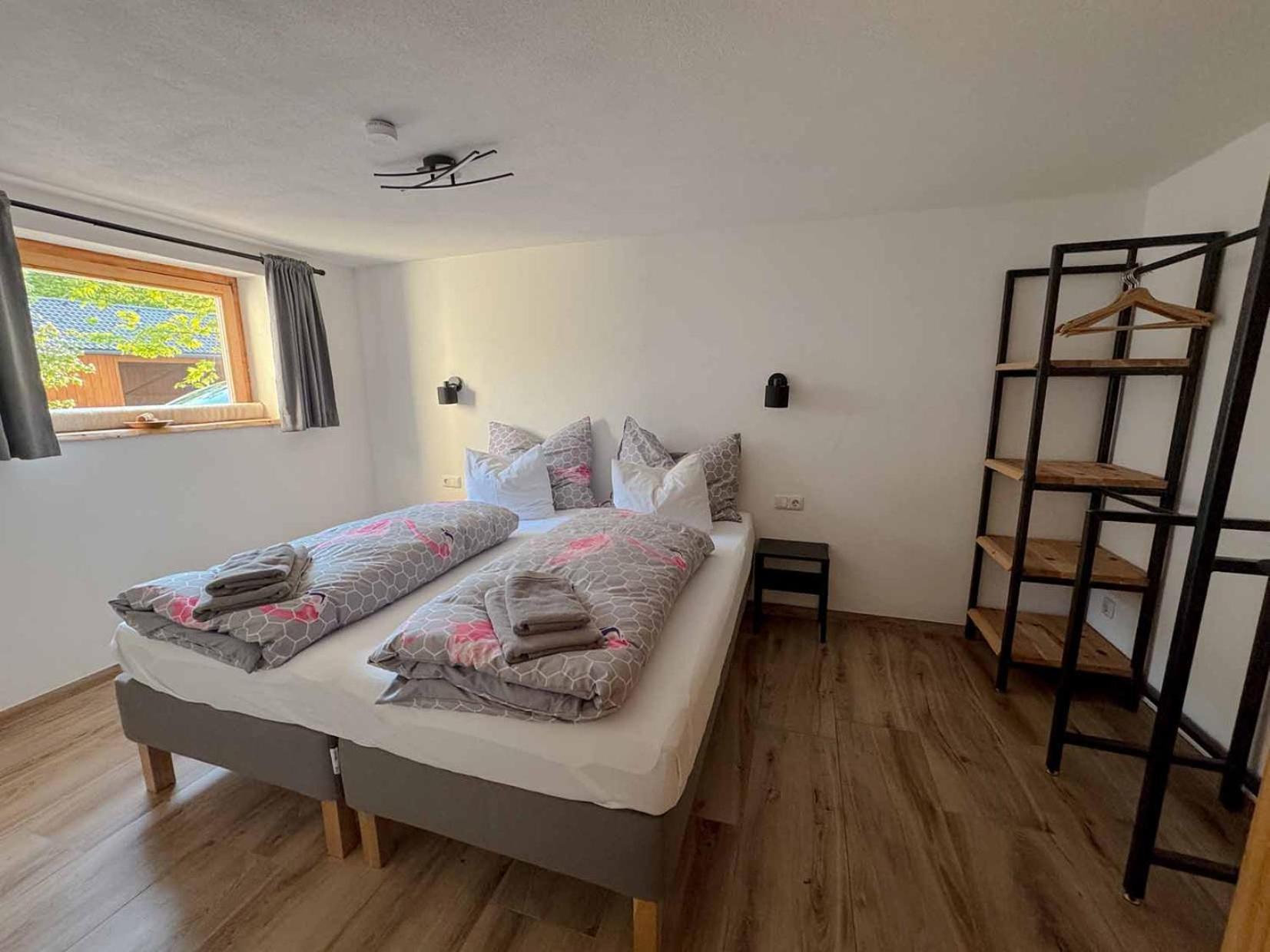 Ferienwohnung Stoablick - barrierefrei mit Bergblick Bad Goisern am Hallstättersee Exterior foto